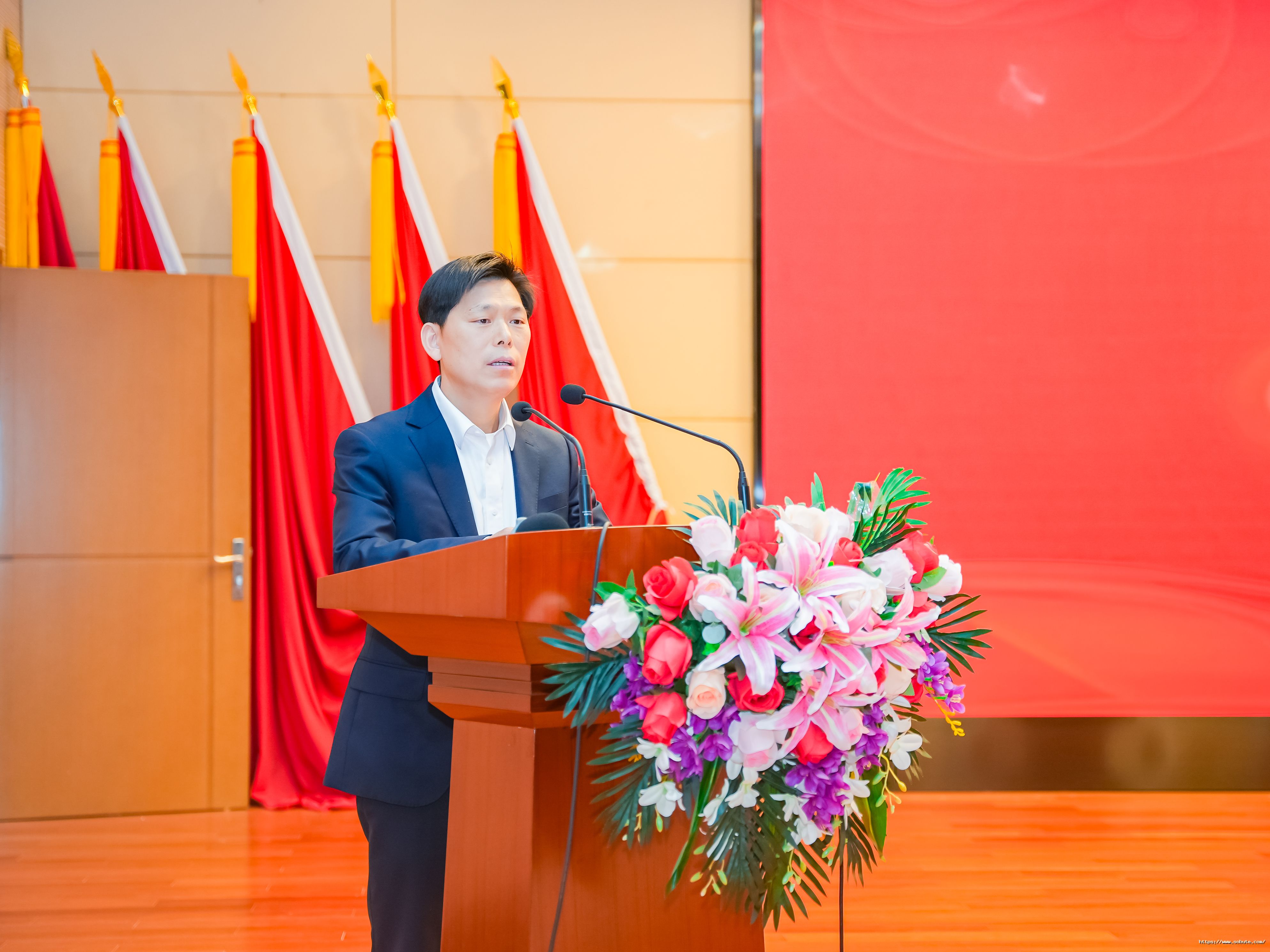 1772439175824809xaur.jpg 1772439175824809xaur.jpg