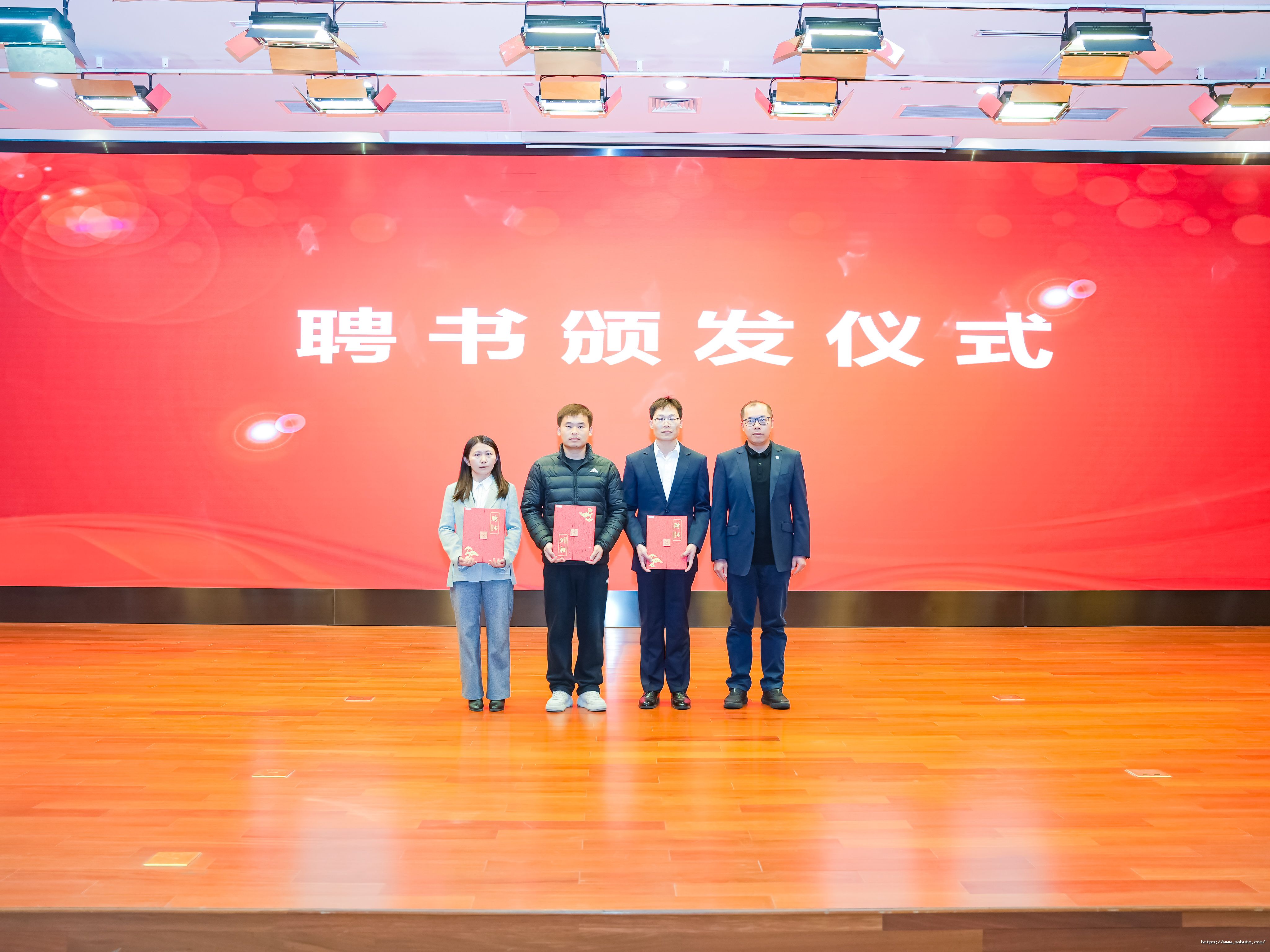 1772439281613108sCm1.jpg 1772439281613108sCm1.jpg